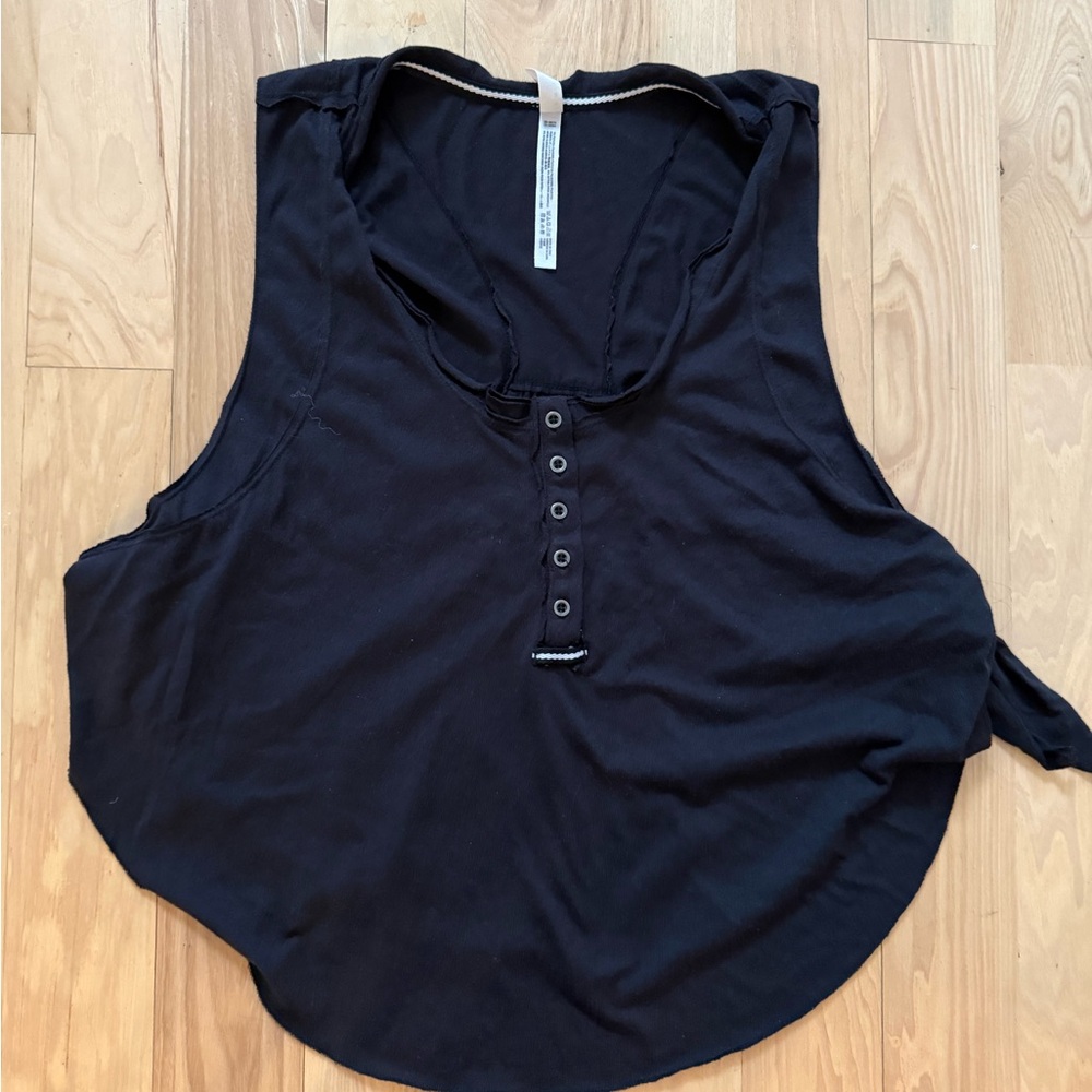 Free People FP Movement High Tide Cropped Sleeveless Tank Top in Black
